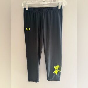 Under Armour Women’s Cropped Leggings SZ S Black Yellow Logo Yoga Pants Athletic